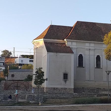 Galeria Apartman Veszprém Buitenkant foto